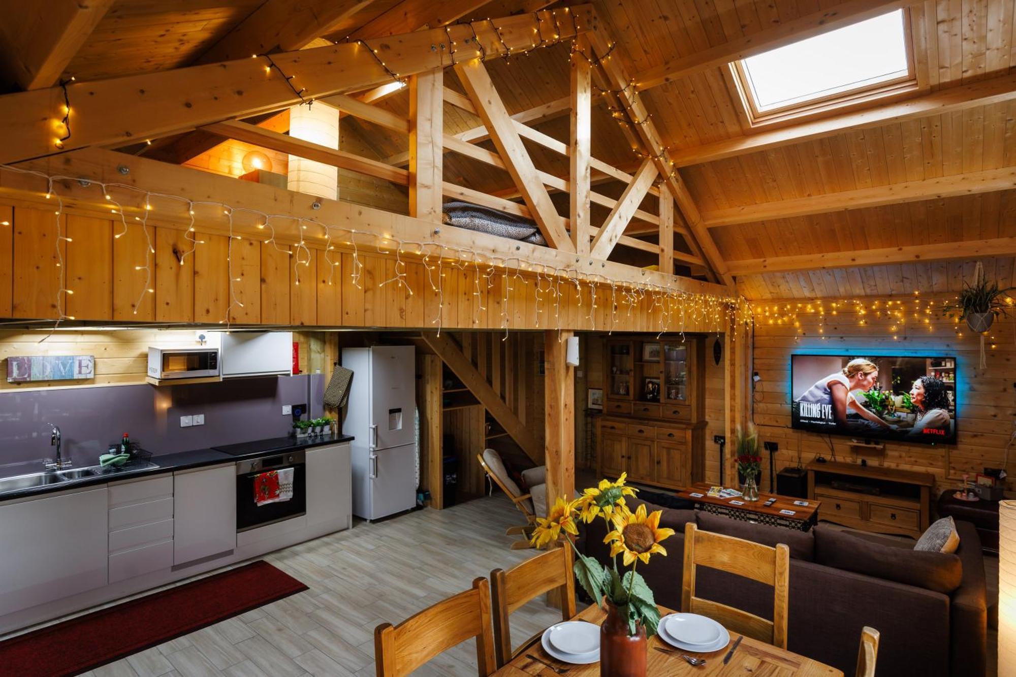 Spacious Cabin Evcharger And Free Parking Near Cambridge Exteriör bild