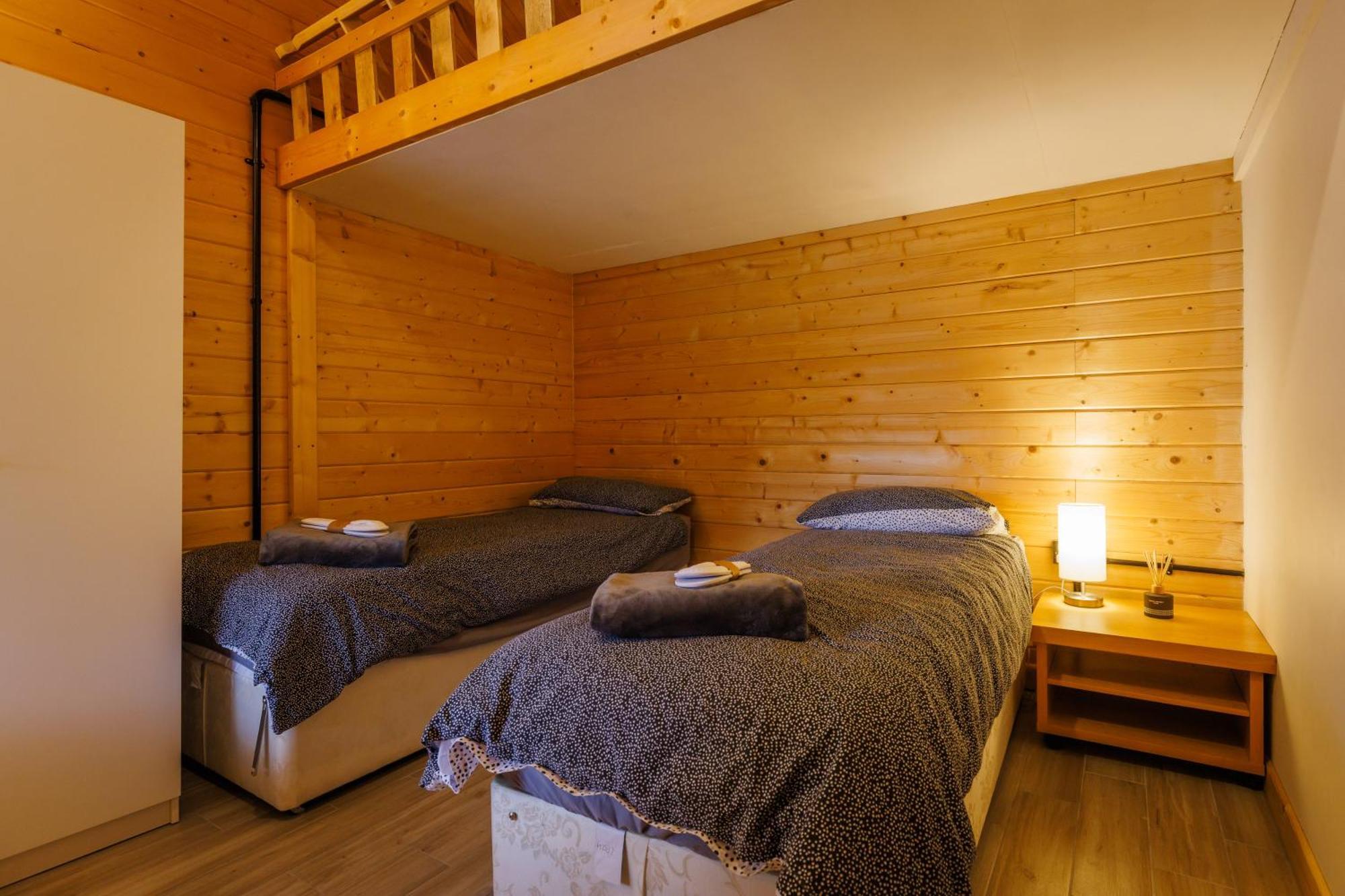 Spacious Cabin Evcharger And Free Parking Near Cambridge Exteriör bild