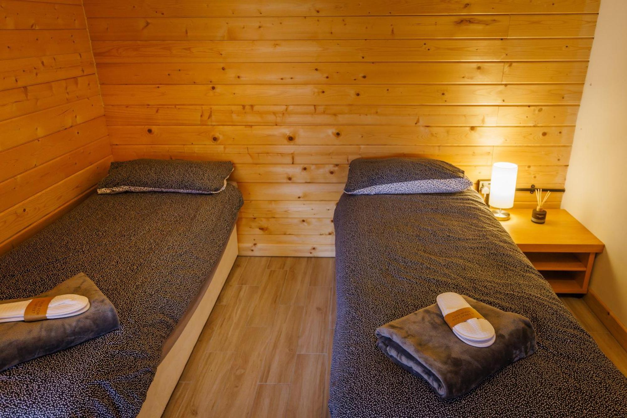 Spacious Cabin Evcharger And Free Parking Near Cambridge Exteriör bild