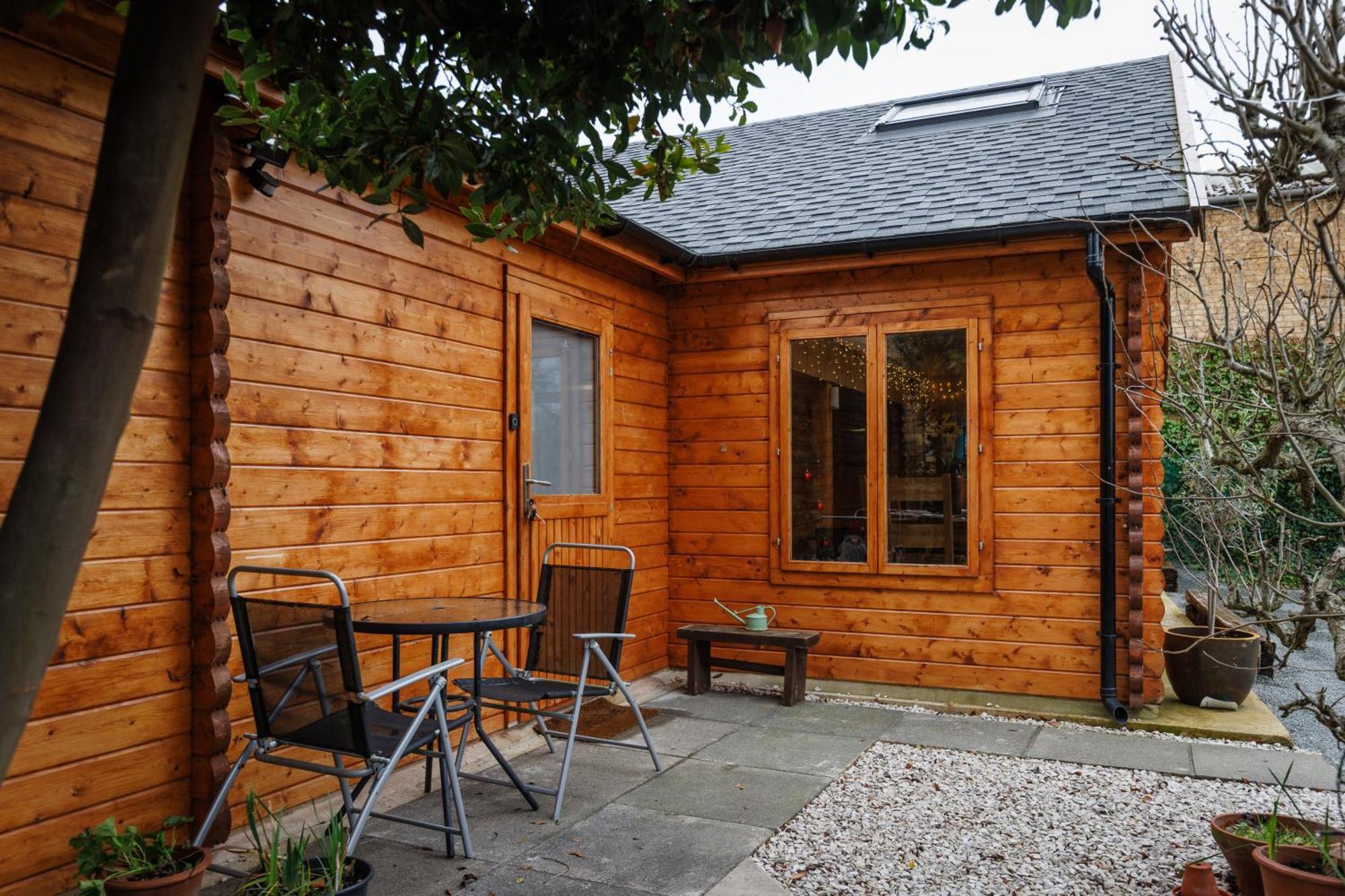 Spacious Cabin Evcharger And Free Parking Near Cambridge Exteriör bild